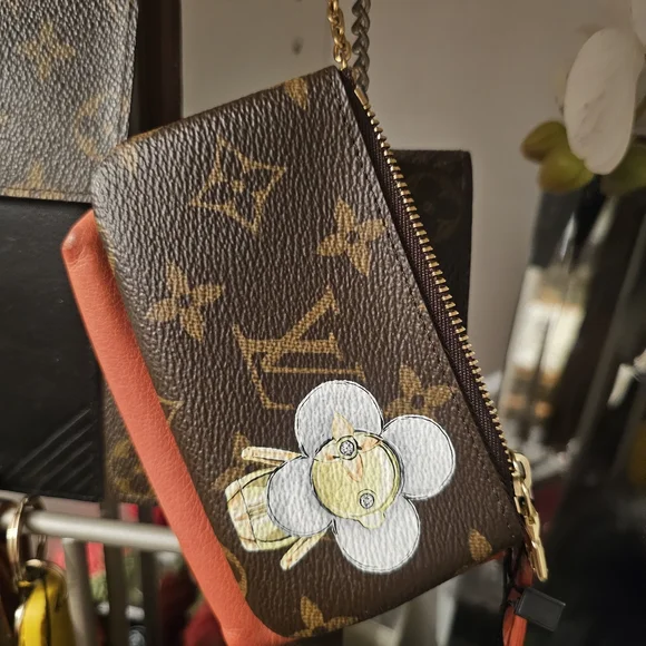 ‼️Sold‼️ - Picture 2 of 13